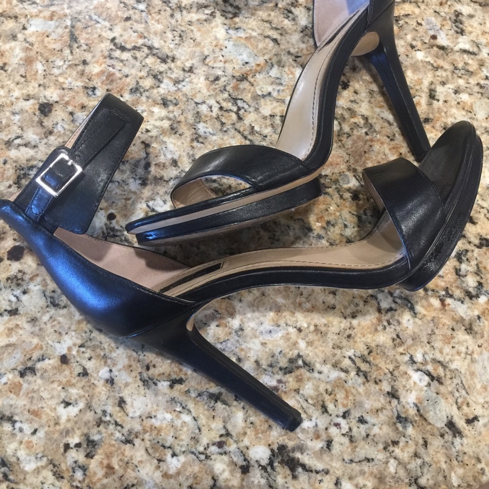 Black Saks Fifth Avenue Heels